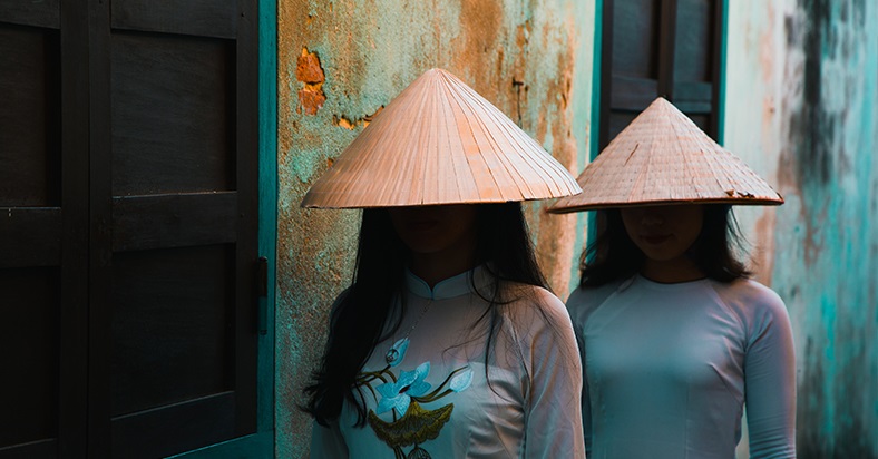 Commoditized Vietnamese Brides: Economic Heroines and the Underground Trade